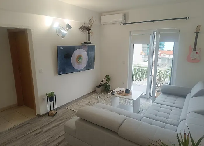 Jacky Apartments