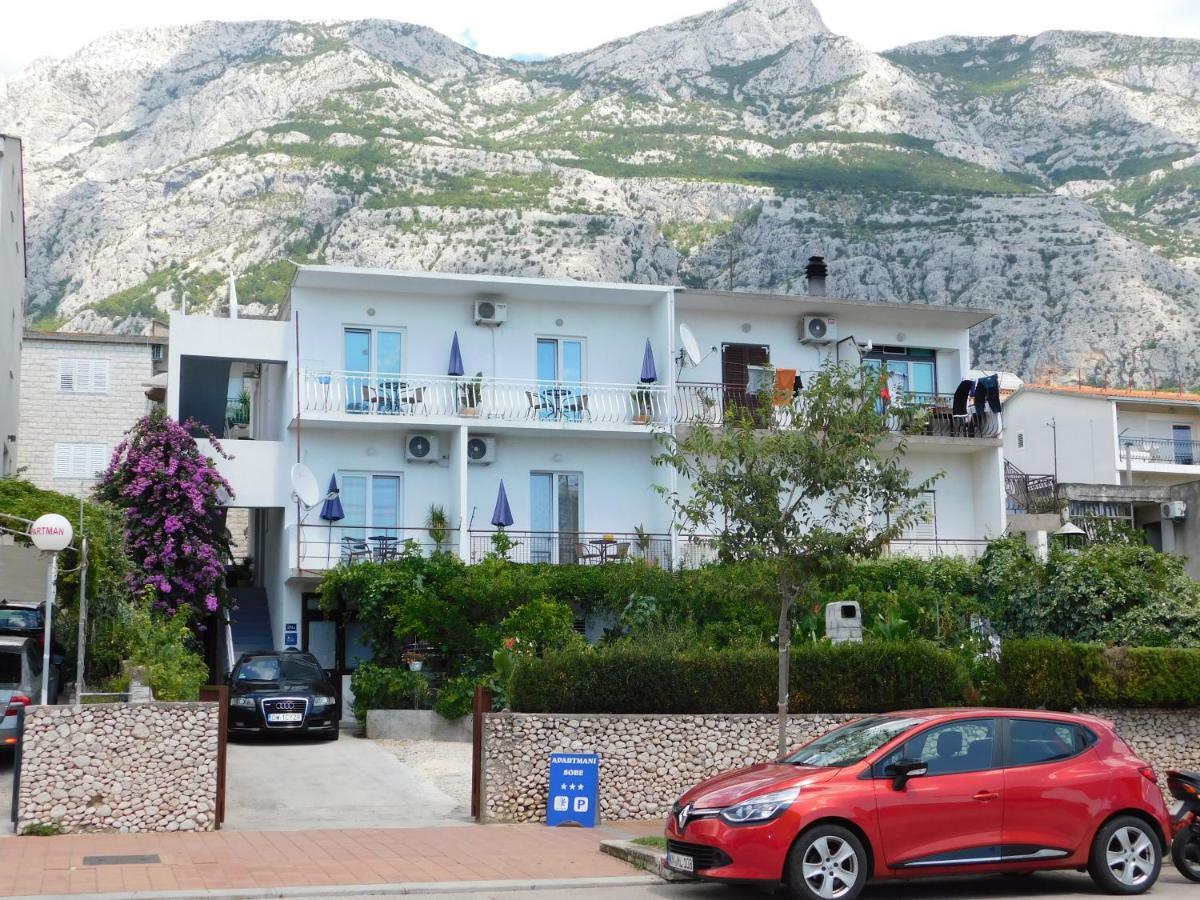Jacky Lägenhet Makarska